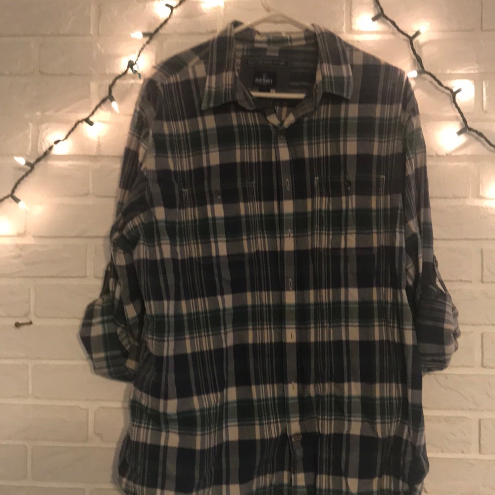 Men’s casual button-down style shirt.